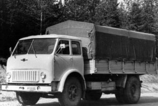 Maz-2000, camionul - perestroika, camioanele sovietice
