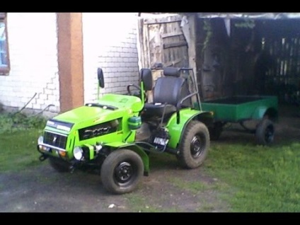 Mini tractor cu motor și reductor din spate de la 