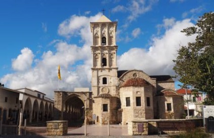 Manastirea Stavrovoni - obiective turistice din Cipru
