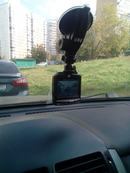 Revizuirea și testarea mașinii video DVR hp auto f310