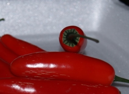 Serrano chili paprika