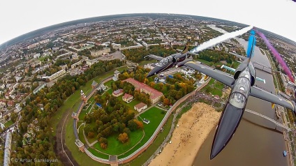 Flying pe un luptător, știri de fotografie