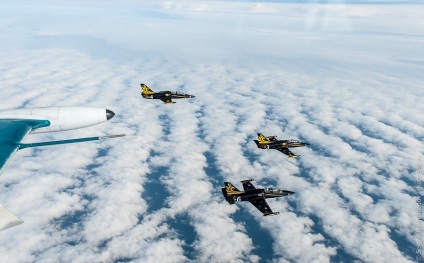 Flying pe un luptător, știri de fotografie