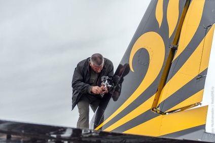 Flying pe un luptător, știri de fotografie