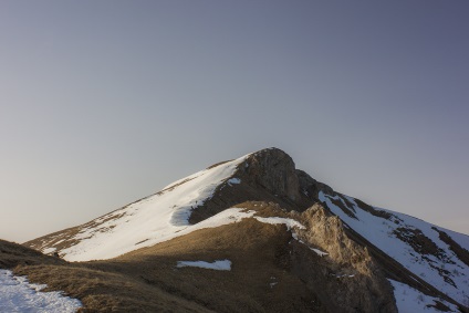 Excursie la azbestul montan, drumeții în munți