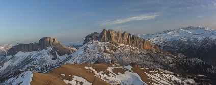 Excursie la azbestul montan, drumeții în munți