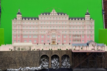 Az öt csillagos szállodában, vagy ember alkotta jellegét „Hotel” Grand Budapest „világ és az orosz