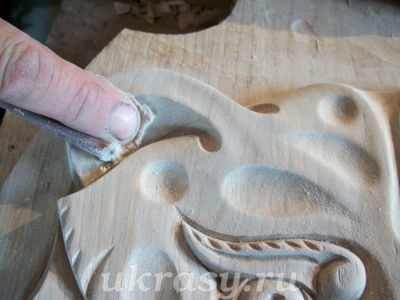 Panou sculptat din lemn - tigru Amur