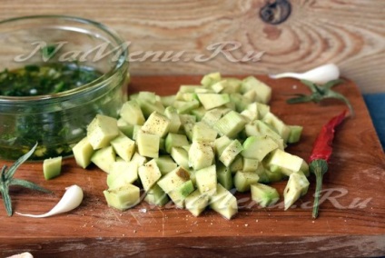 Salata avocado cu creveți, o rețetă cu o fotografie foarte delicioasă