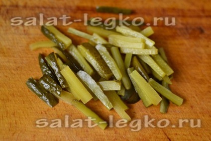 Saláta Sertés szív savanyúsággal és sajttal