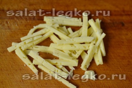 Saláta Sertés szív savanyúsággal és sajttal