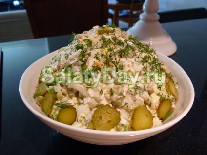 Salată salată cu ciuperci - rețetă simplă, accesibilă, ieftină, cu fotografii și videoclipuri