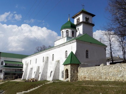 Mănăstirea Sfântul Mihail Athos (Adygea)