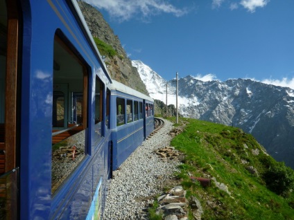 Tramvaiul monblanc (trenul mont Blanc) sau cum ajungeți la începutul traseului clasic de urcare