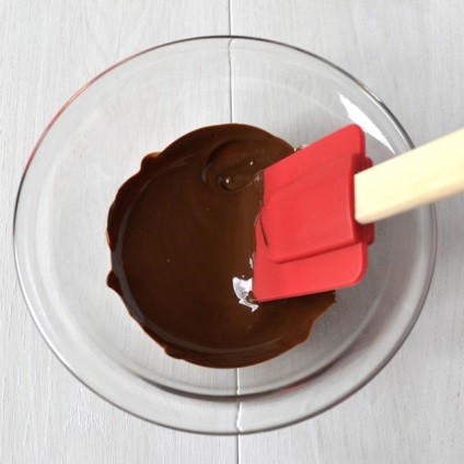 Aflați cum să topiți ciocolata