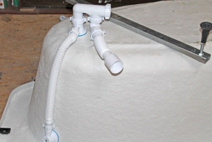 Instalarea unei băi acrilice, cum se instalează o baie acrilică