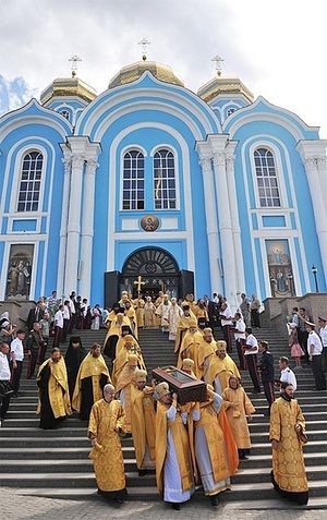 În adăpostul sfântului milostiv