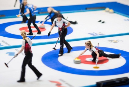 Tot ce trebuie să știți despre evenimentul curling este cea de-a 69-a paralelă
