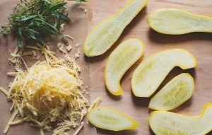 Zucchini în cuptor, rețete de feluri de mâncare din dovlecei, coapte în cuptor cu o fotografie