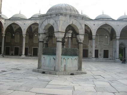 Kék mecset, leírás, történelem, városnézés, pontos címe
