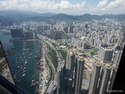 Centrul de comerț internațional - cea mai înaltă clădire din Hong Kong - proiectul autorului lui Eva