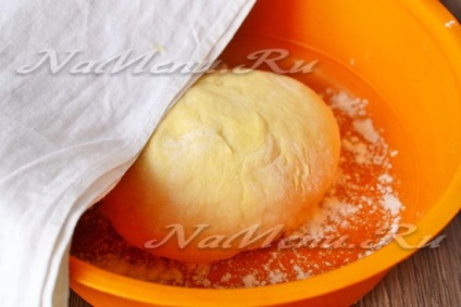 Cum să coaceți pâinea acasă în cuptor, rețetă pas cu pas cu o fotografie