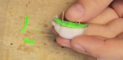 Hogyan készítsünk egy úszó wobbler cserebogár a domolykó saját kezűleg