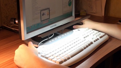 Cum se face iluminarea reglabilă pentru tastatură