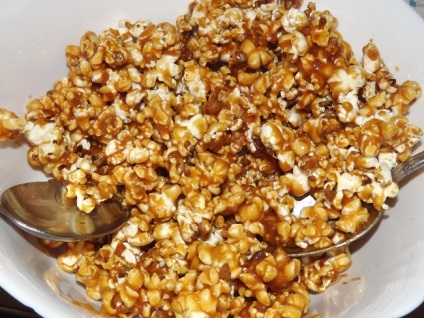 Cum să faci popcorn dulce acasă