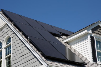 Cum să alegeți o baterie solară pentru o reședință de vară