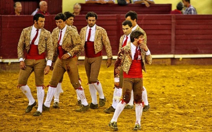 Combaterea taurilor în Portugalia este un must-see