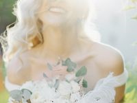 Gyönyörű esküvői ruha v-nyakú, 2015-ben a legszebb menyasszony