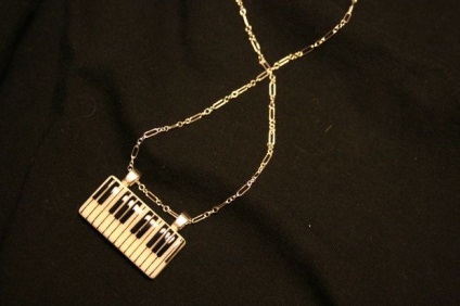 Piano tastatură pendant