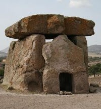 Legendele dolmens sunt vechi și moderne