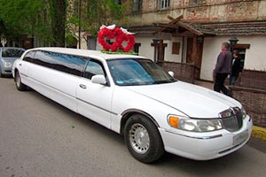 Limousine în Ulyanovsk - centru de închiriere de limuzine și limuzine