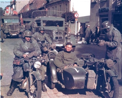 Motociclete Wehrmacht, au participat la cel de-al doilea război mondial, călătoresc pe o motocicletă și nu numai