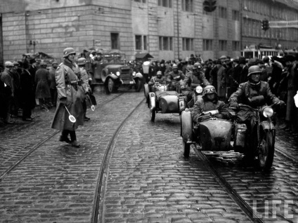 Motociclete Wehrmacht, au participat la cel de-al doilea război mondial, călătoresc pe o motocicletă și nu numai