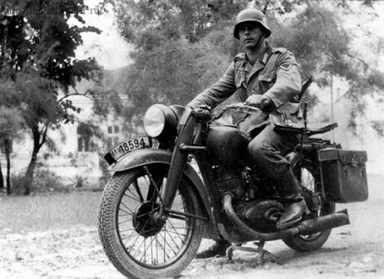 Motociclete Wehrmacht, au participat la cel de-al doilea război mondial, călătoresc pe o motocicletă și nu numai