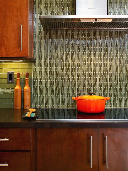 Mosaic a belsőépítészeti a konyhában, kerámia, tükör, műanyag vagy üveg a kötény