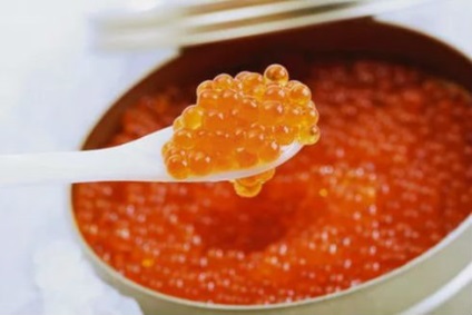 Este posibil sau nu să înghețați caviarul roșu, așa cum este făcut de un site de sex feminin
