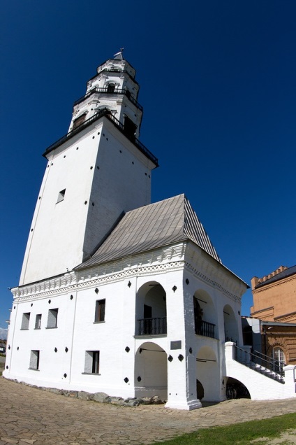 Nevyansk ferde torony