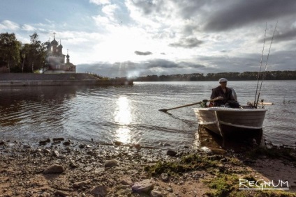 Natalia Nikolayeva - că mântuirea Volga este cunoscută de un urs - regnum