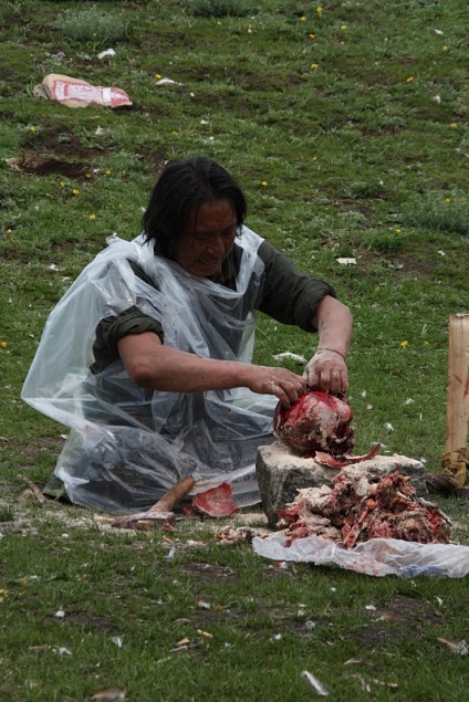 Inmormântarea inimii în Tibet (nervos să nu te uiți!)