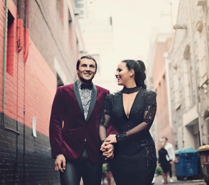 Rochii de mireasa neobișnuite australian a făcut o nuntă în negru