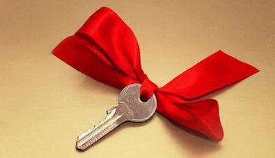 Înregistrarea unui cadou pentru un apartament de la un notar este necesară pentru a nota acordul de cadouri și