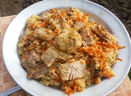 Pilaf din carne de porc în cazan - rețetă pas cu pas