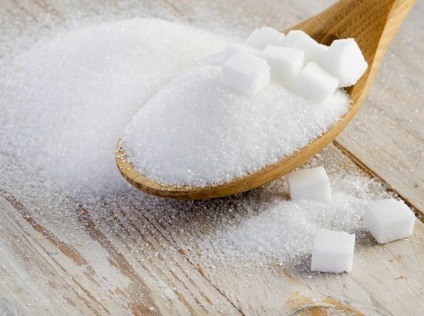 Beneficii și daune de zahăr (trestie, maro) pentru organism