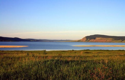 Pearl village, shira (lac) istorie și descriere