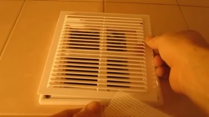Verificarea ventilației în blocul de apartamente cu propriile mâini