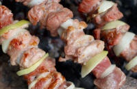 Shish kebab - de sex masculin - cu vodka - shish kebab din carne de porc